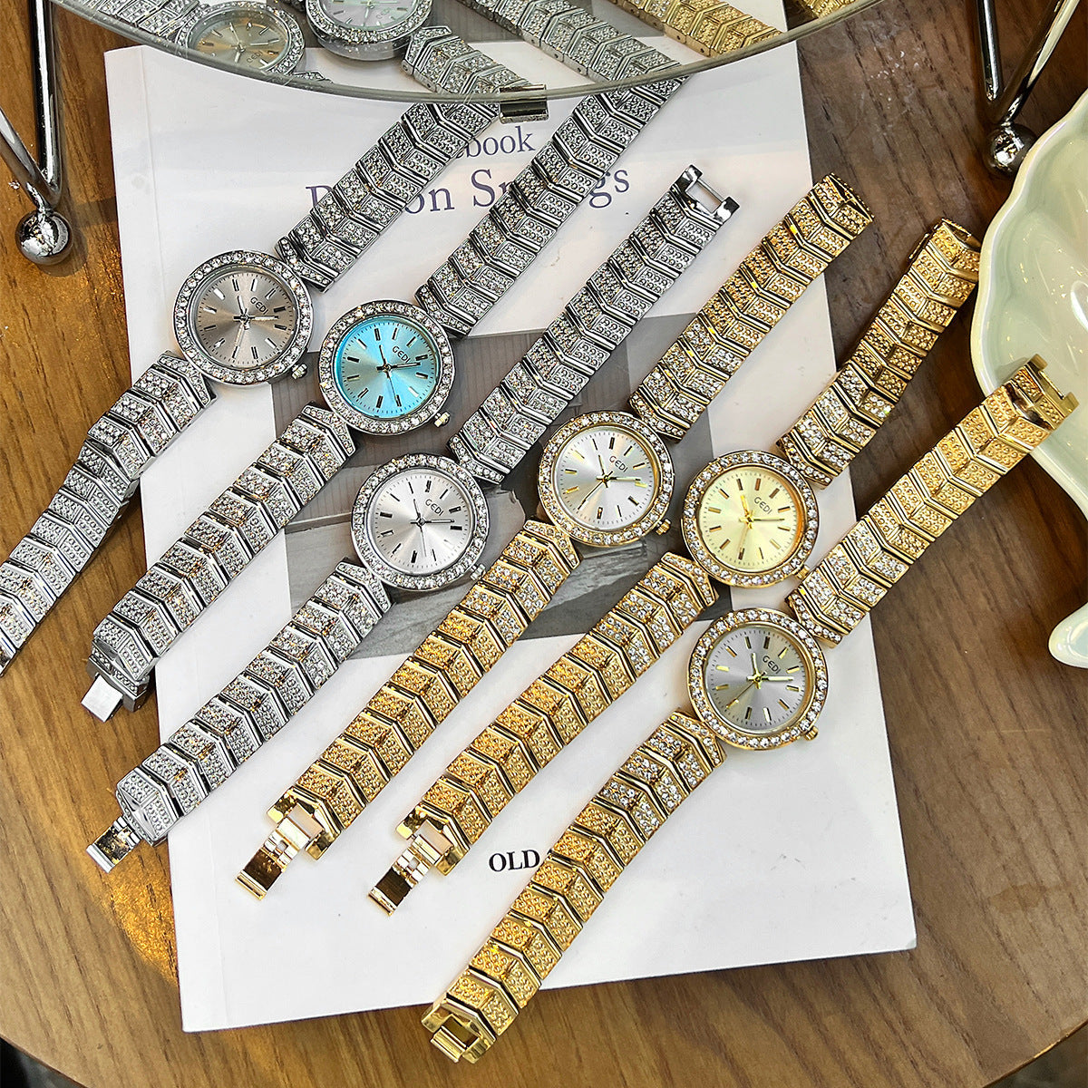 Gedi Light Luxury Suncoo Appearance Women's Watch Dujana147