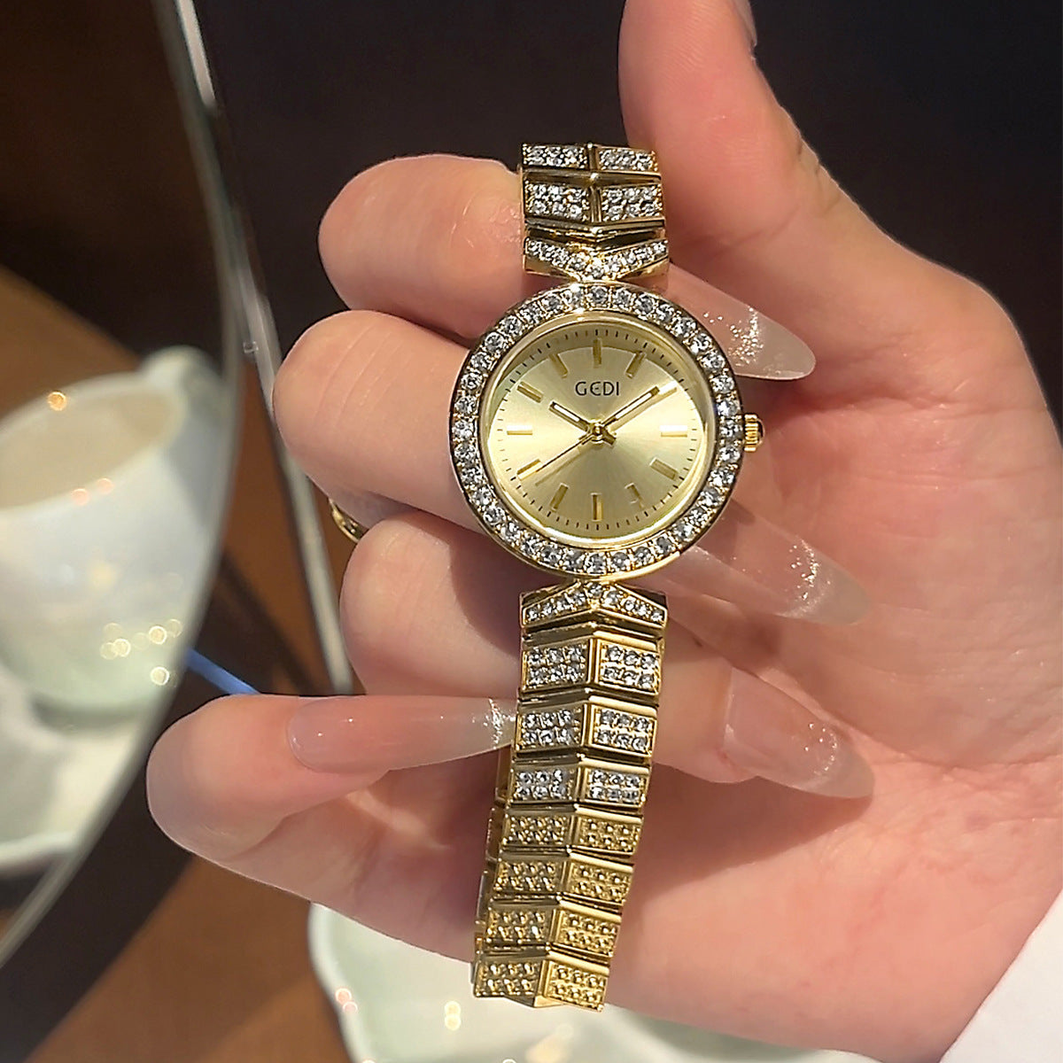 Gedi Light Luxury Suncoo Appearance Women's Watch Dujana147