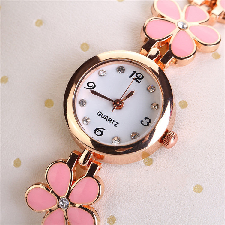 Daisy Wild Lady Bracelet Watch Dujana147
