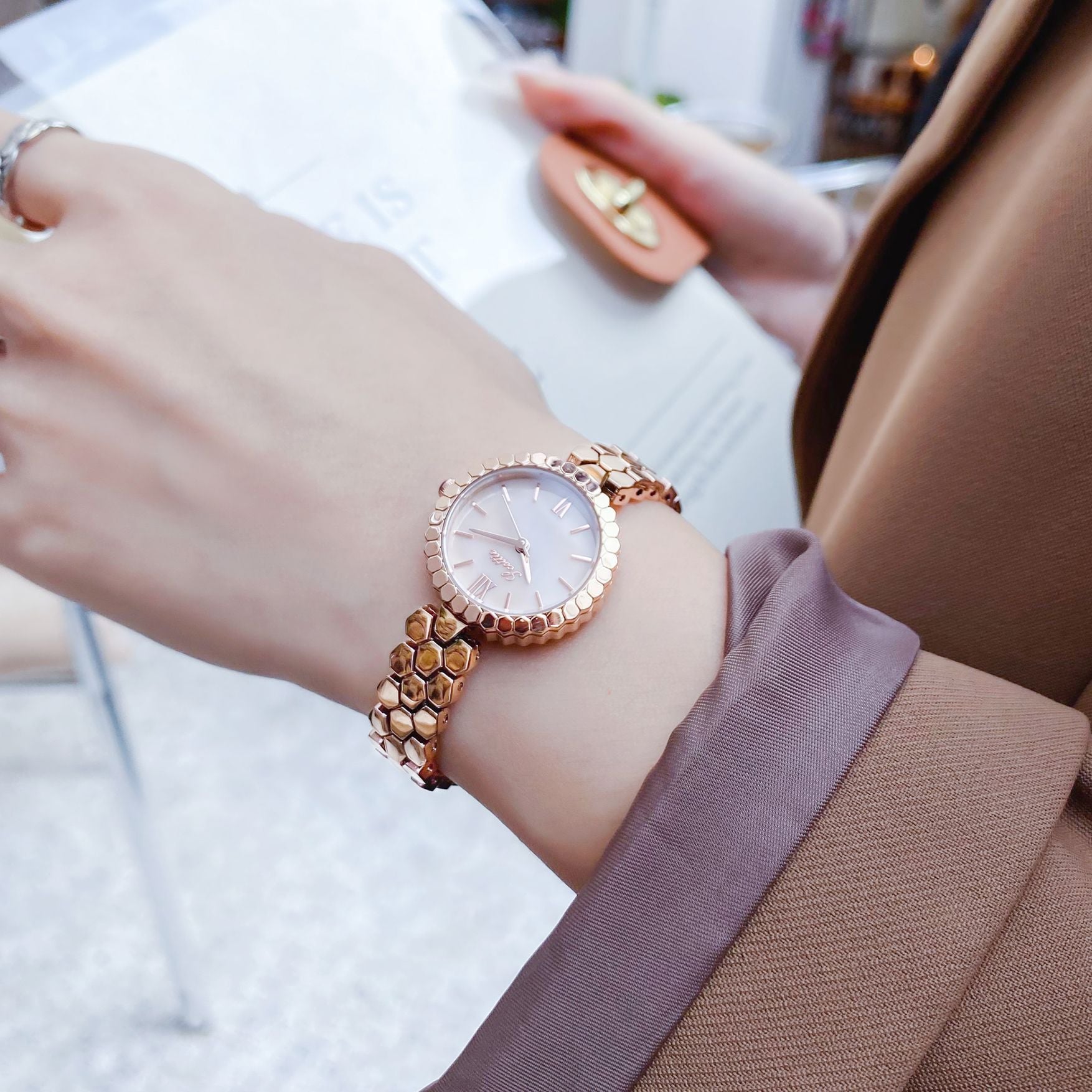 Fashion Quartz Rose Gold Small Watch Dujana147