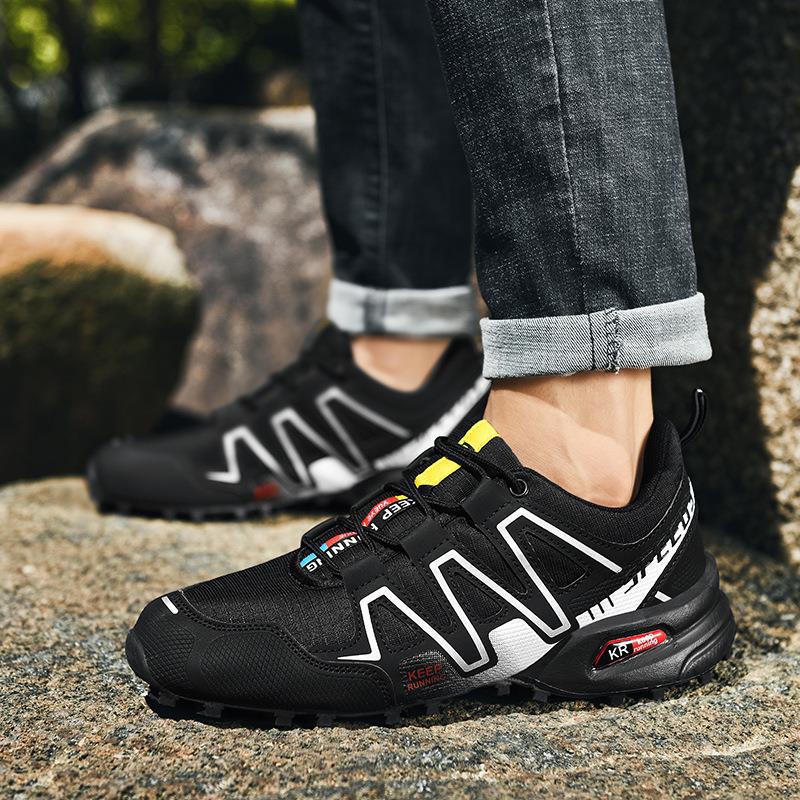 Outdoor Casual Lightweight Men's Breathable Shoes