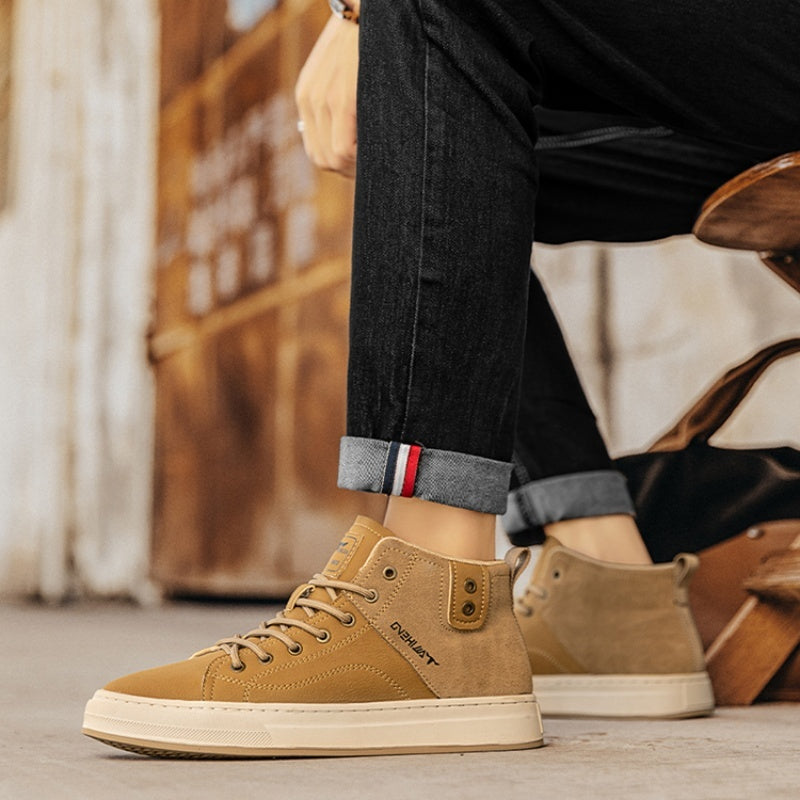 Autumn And Winter Mid-top Board Shoes Soft Leather Retro