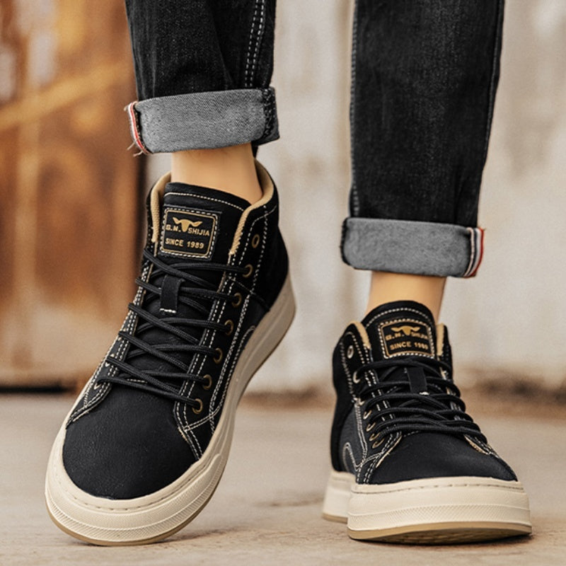 Autumn And Winter Mid-top Board Shoes Soft Leather Retro